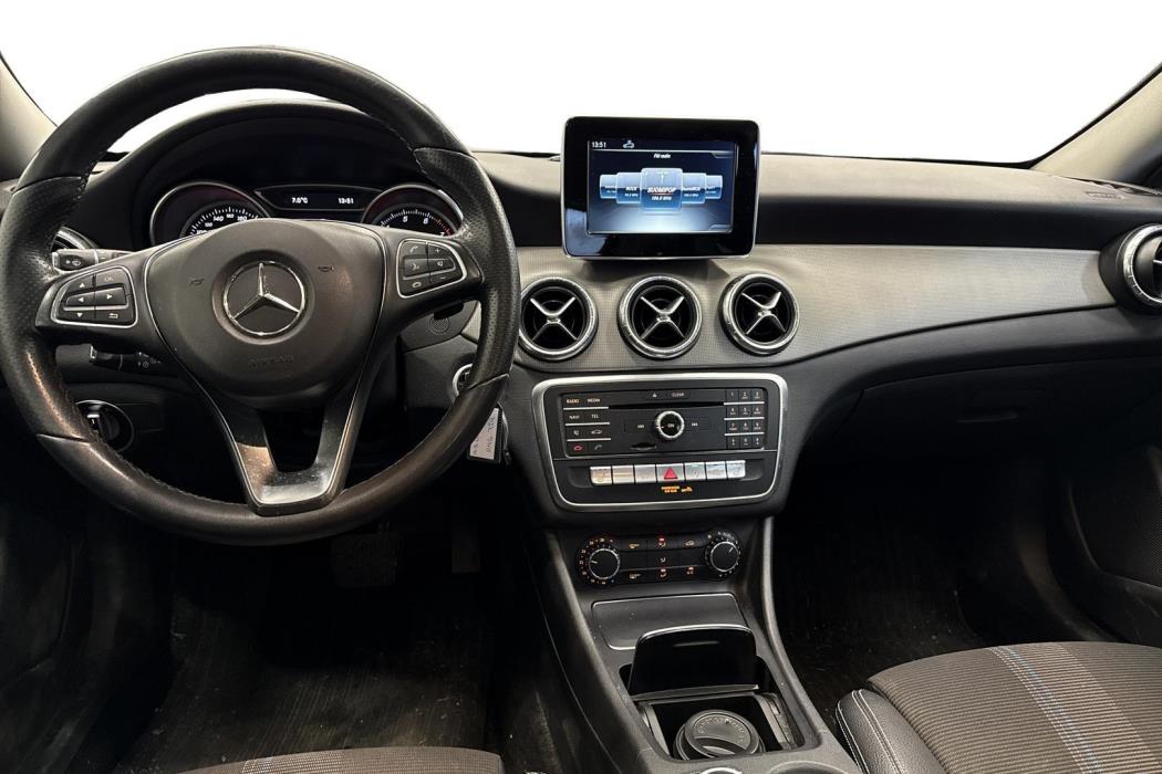 Mercedes-Benz CLA 2016