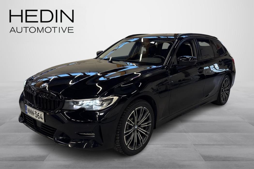 BMW 330 2021