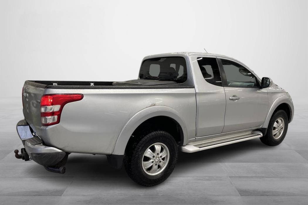 MITSUBISHI L200 2017