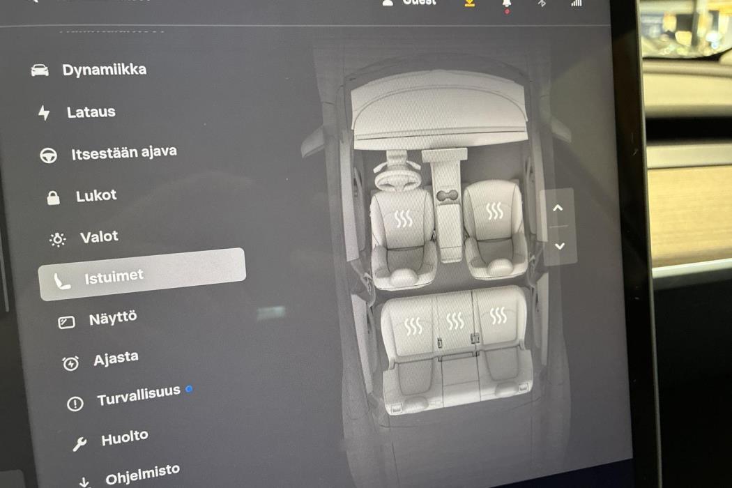 Tesla Model Y 2023