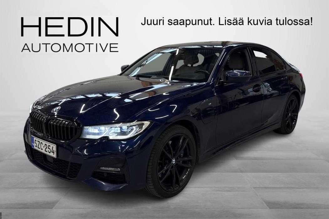BMW 330 2019