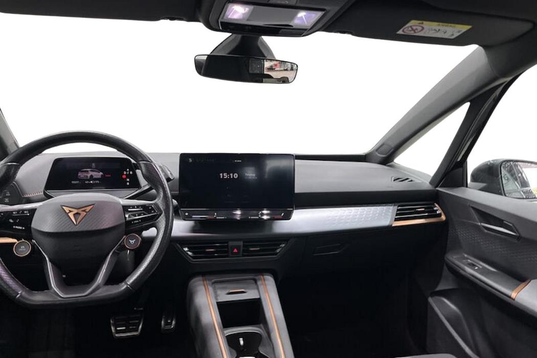 CUPRA Born 2023