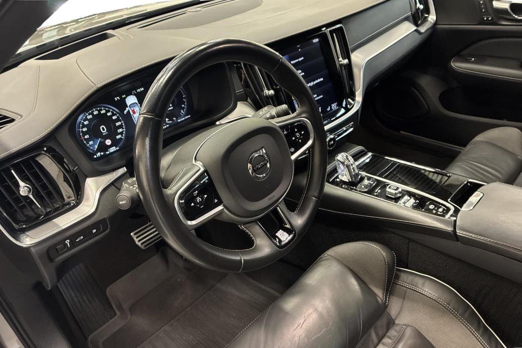 Volvo V60 2019