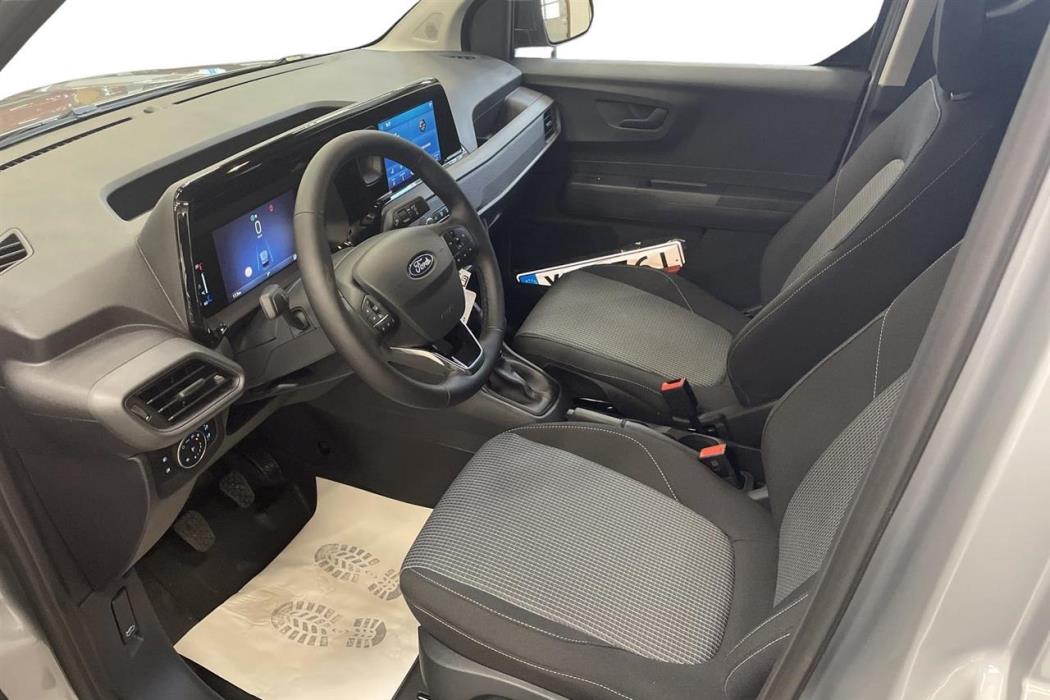 Ford Transit Courier 2026