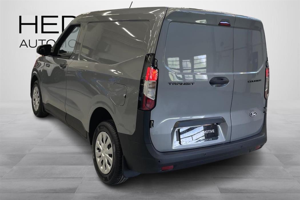 Ford Transit Courier 2026
