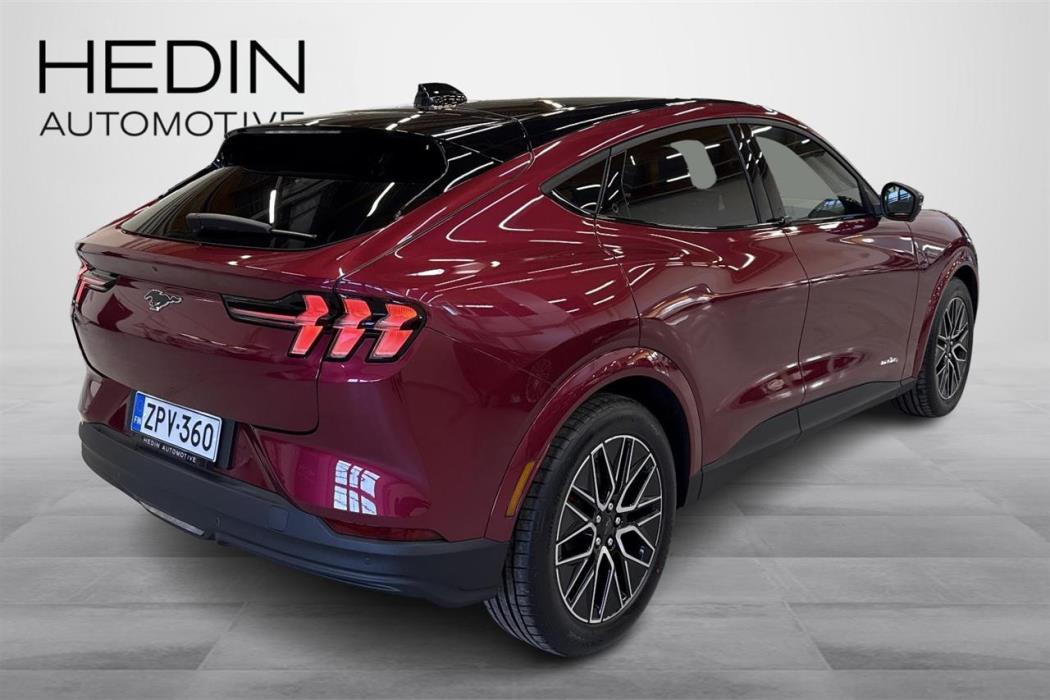 Ford Mustang Mach-E 2026