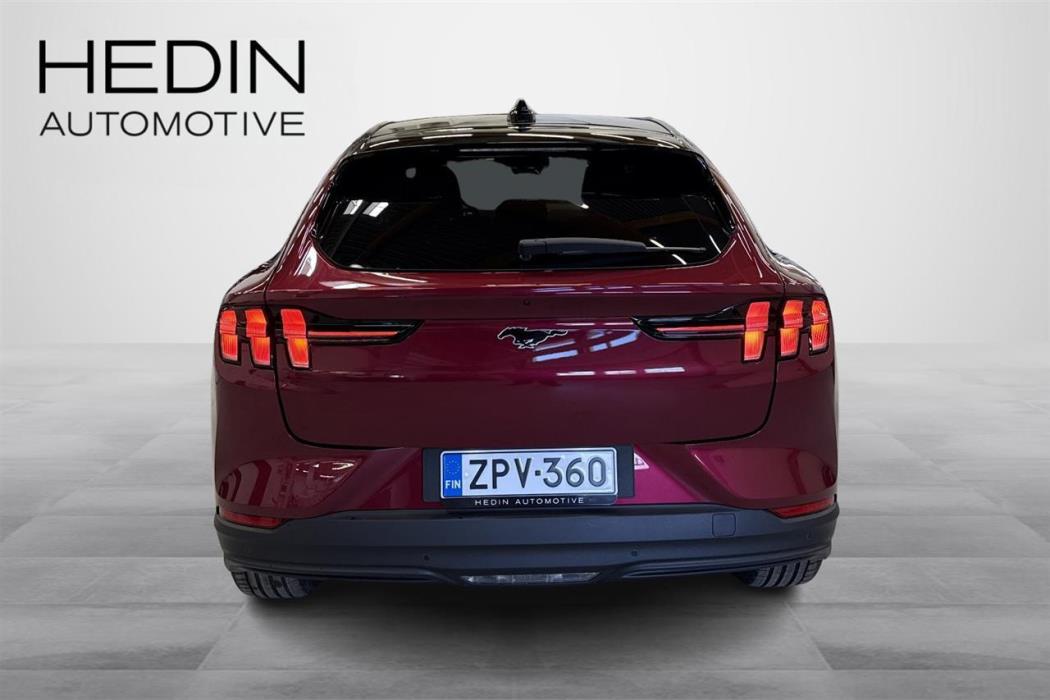 Ford Mustang Mach-E 2026