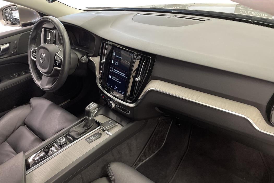 Volvo V60 2020