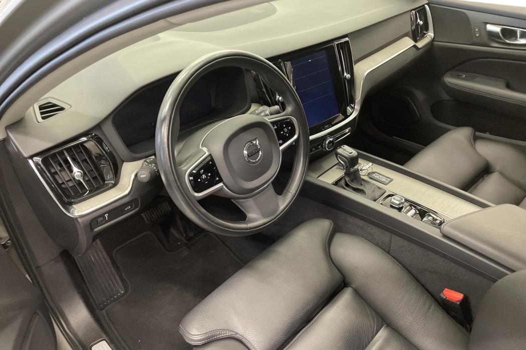 Volvo V60 2020