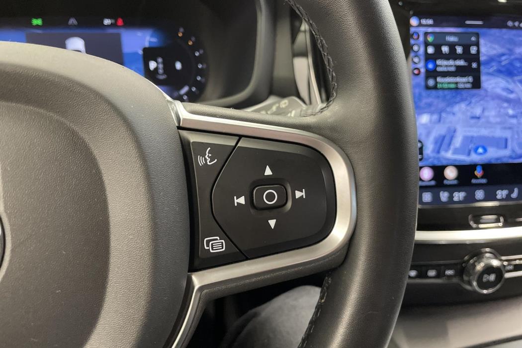 VOLVO V60 2022