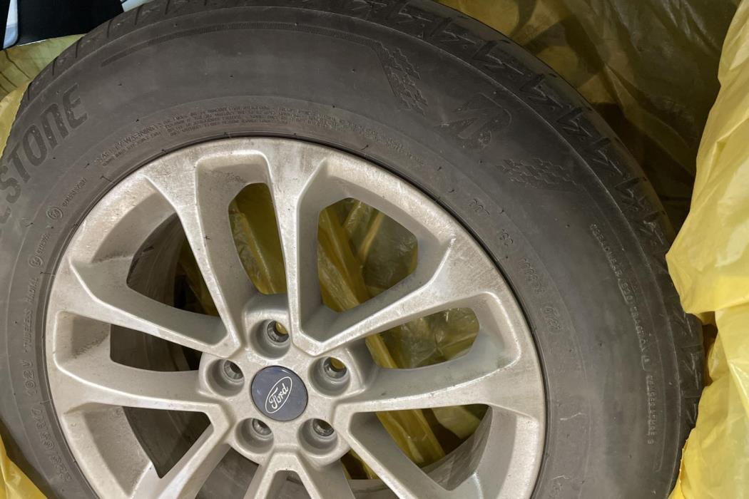 Ford Kuga 2023