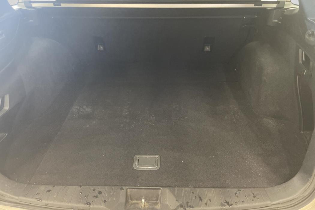 SUBARU OUTBACK 2015