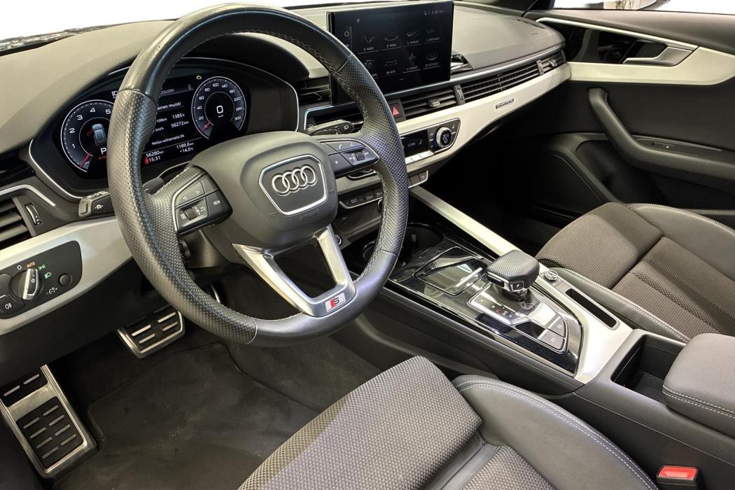 Audi A4 2023