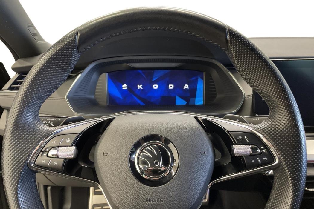SKODA OCTAVIA 2021