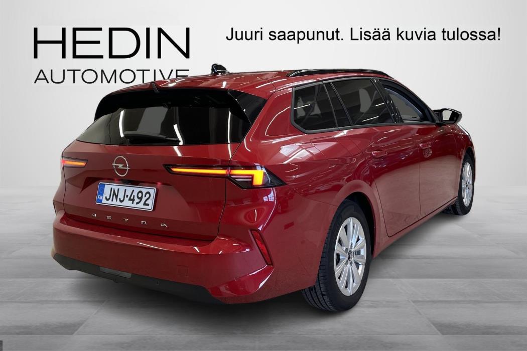 Opel Astra 2024