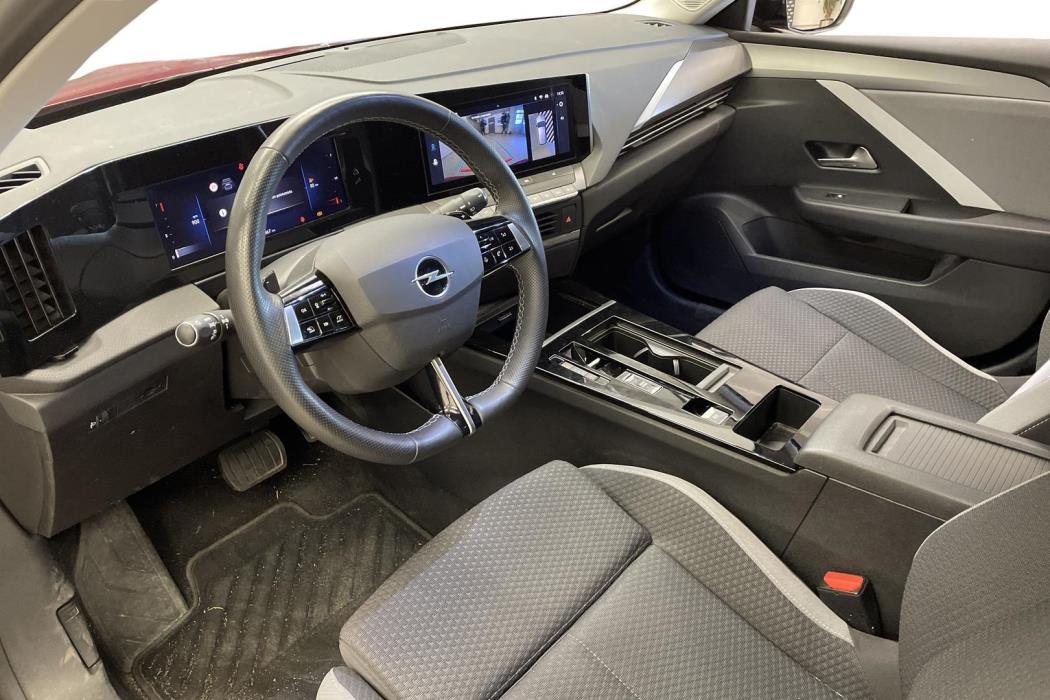 Opel Astra 2024