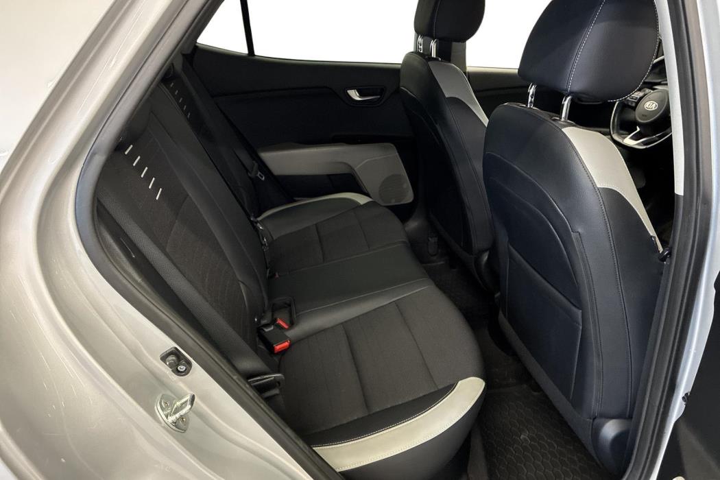 KIA STONIC 2018