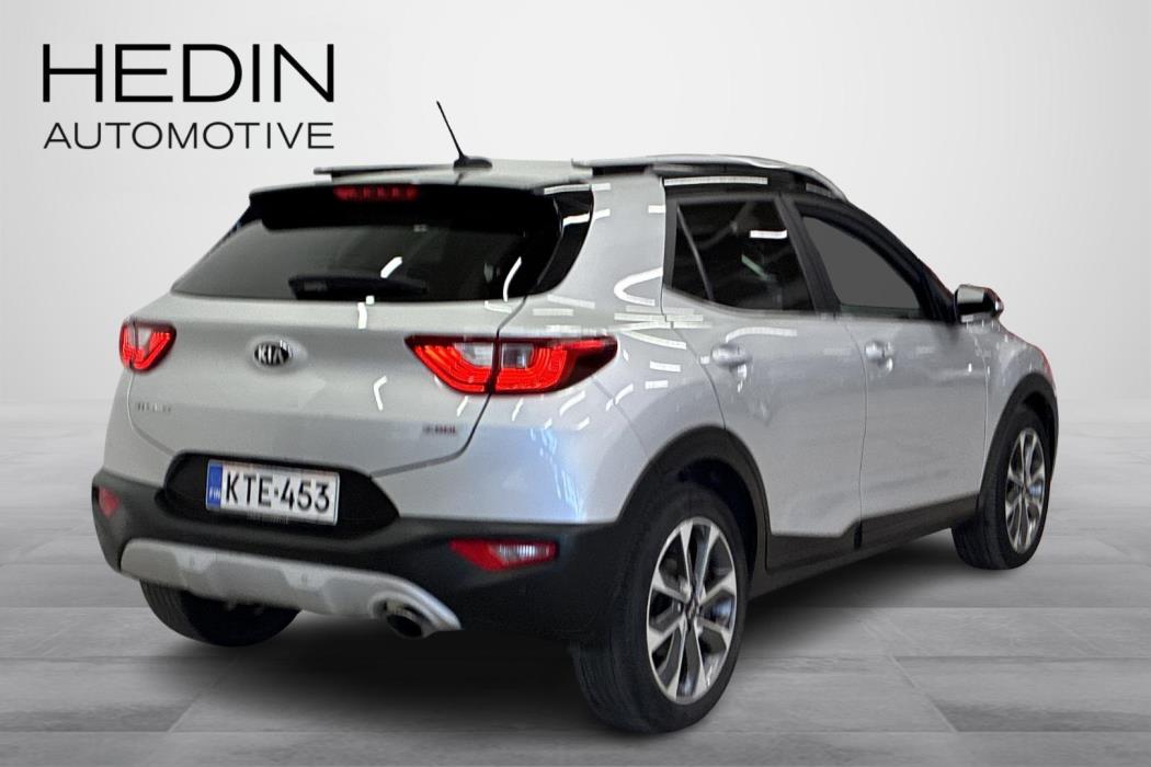 KIA STONIC 2018