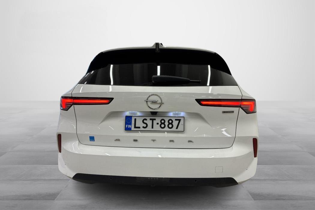 Opel Astra 2024