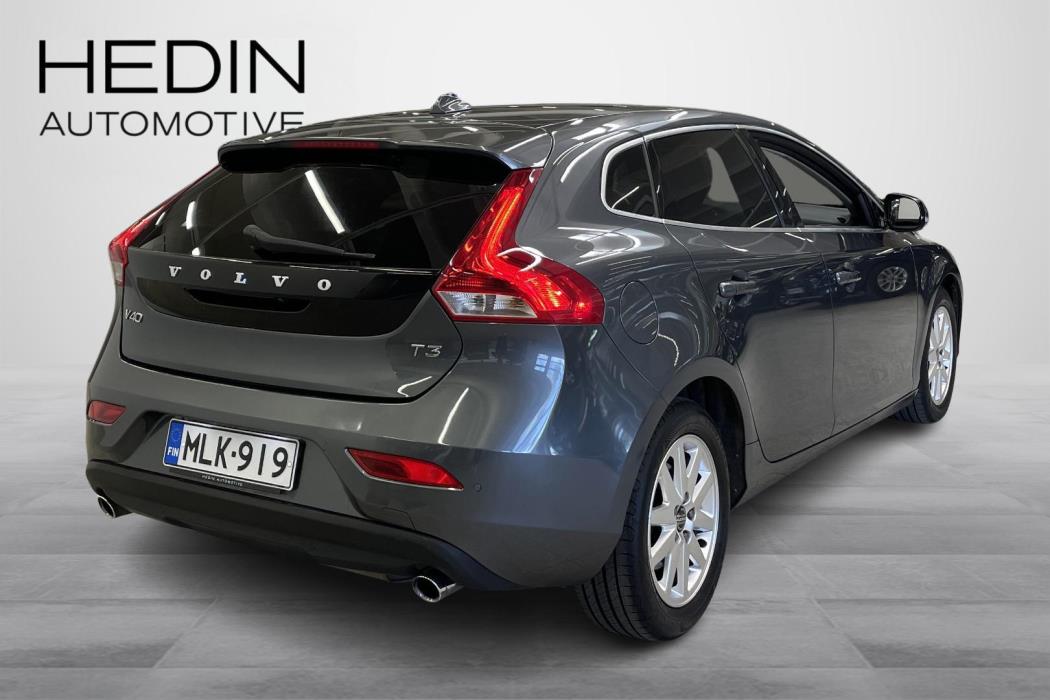 Volvo V40 2013