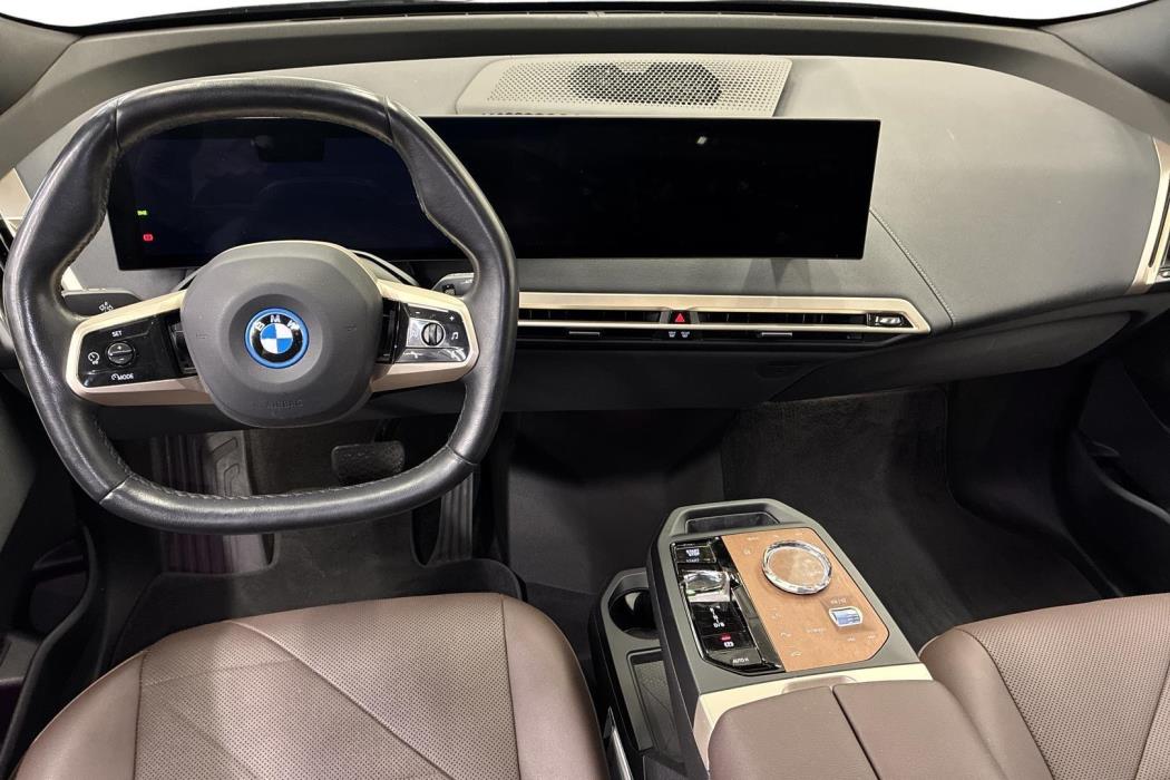 BMW iX 2022