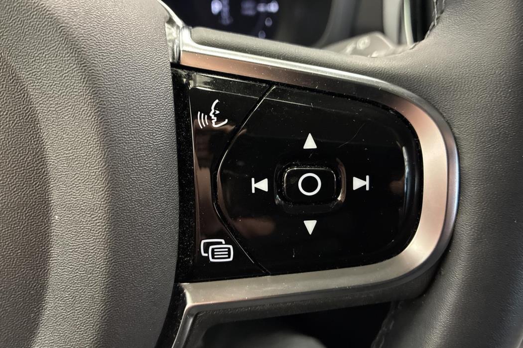 Volvo V60 2024