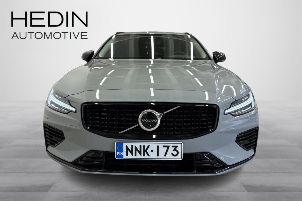 Volvo V60 2024