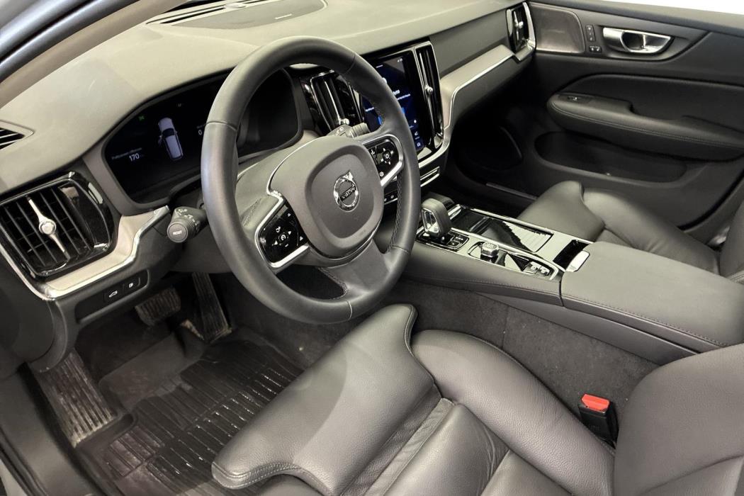 Volvo V60 2024