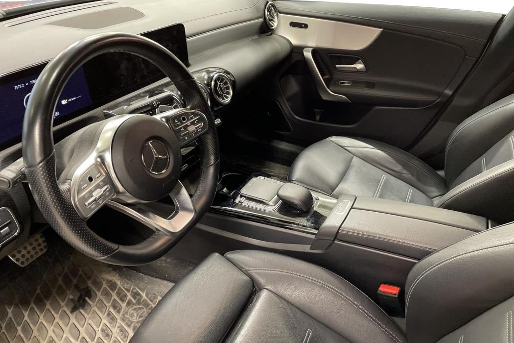 Mercedes-Benz CLA 2023