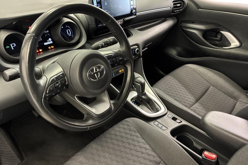 TOYOTA YARIS 2020
