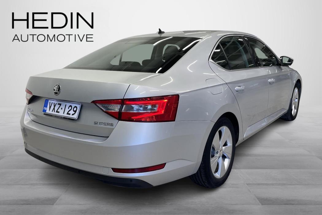 Skoda Superb 2016