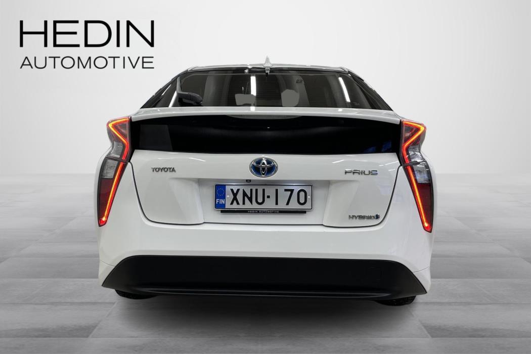 Toyota Prius 2017