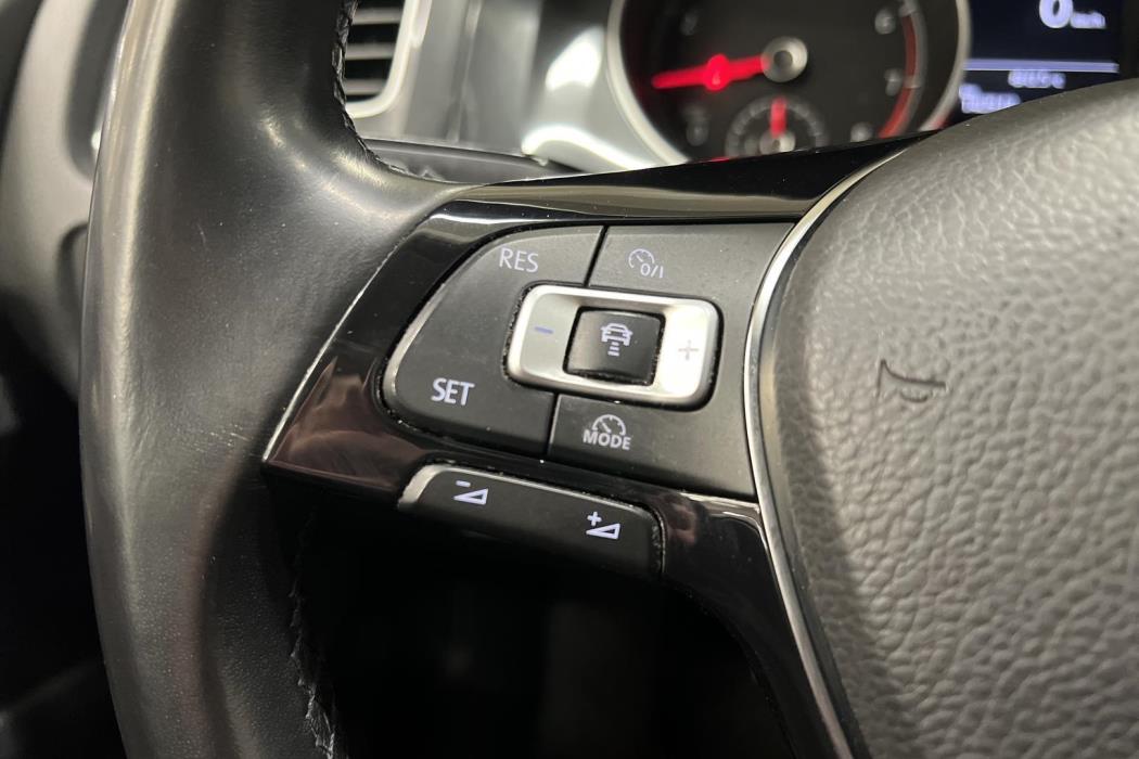 VOLKSWAGEN GOLF 2018