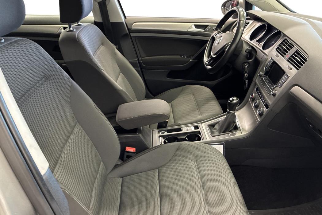 VOLKSWAGEN GOLF 2014
