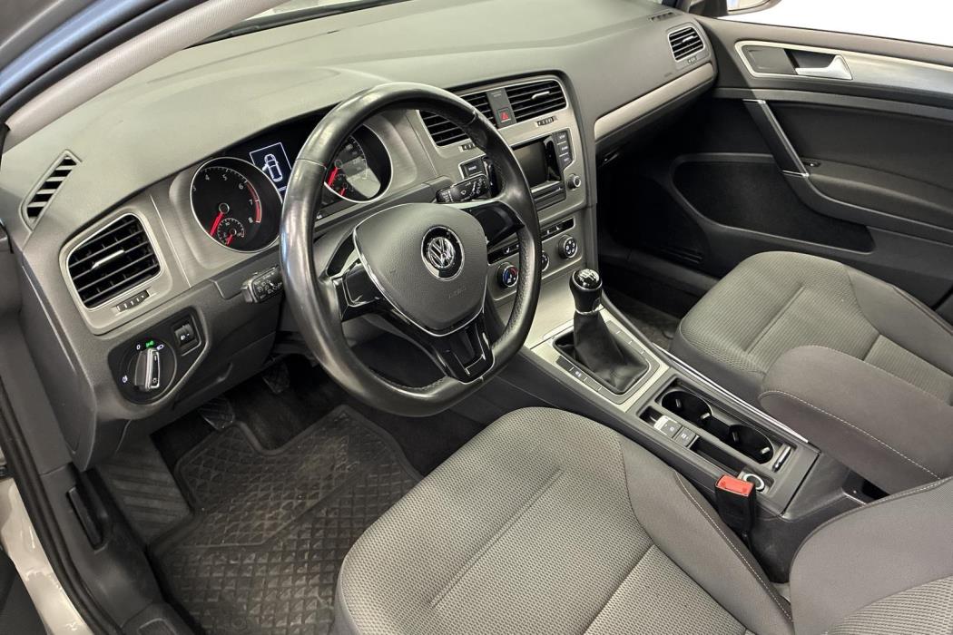 VOLKSWAGEN GOLF 2014