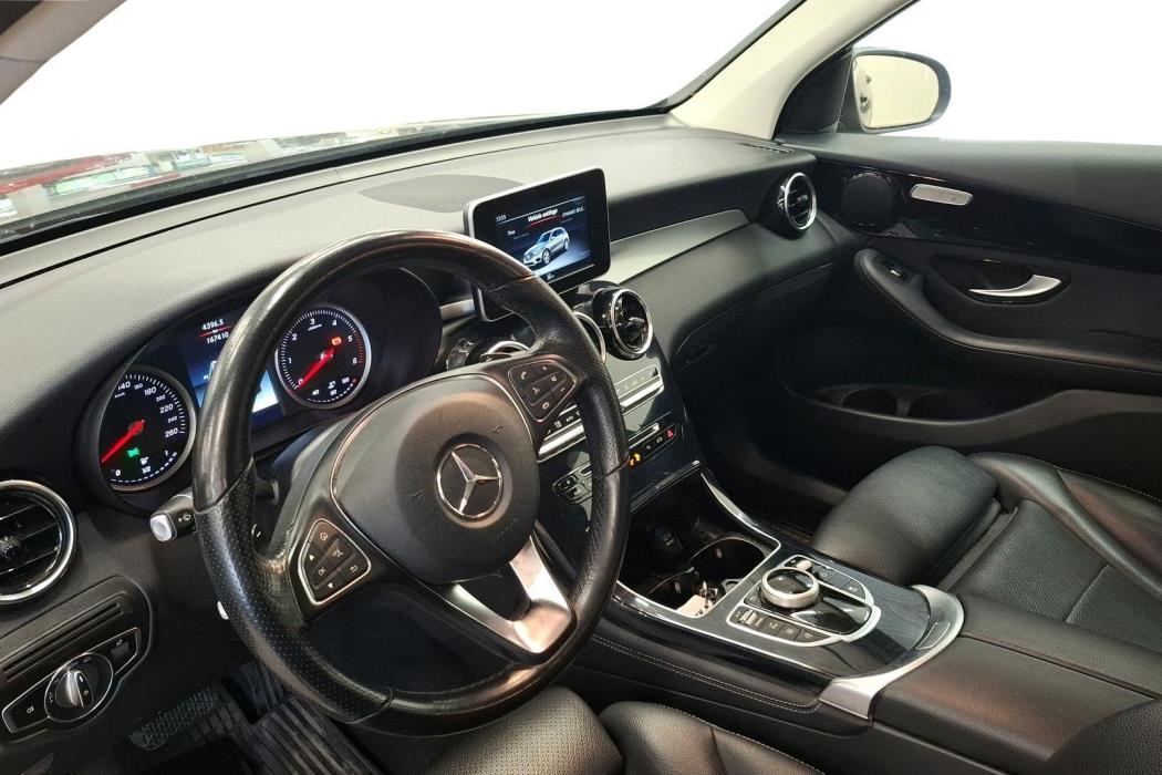 MERCEDES-BENZ GLC 2019