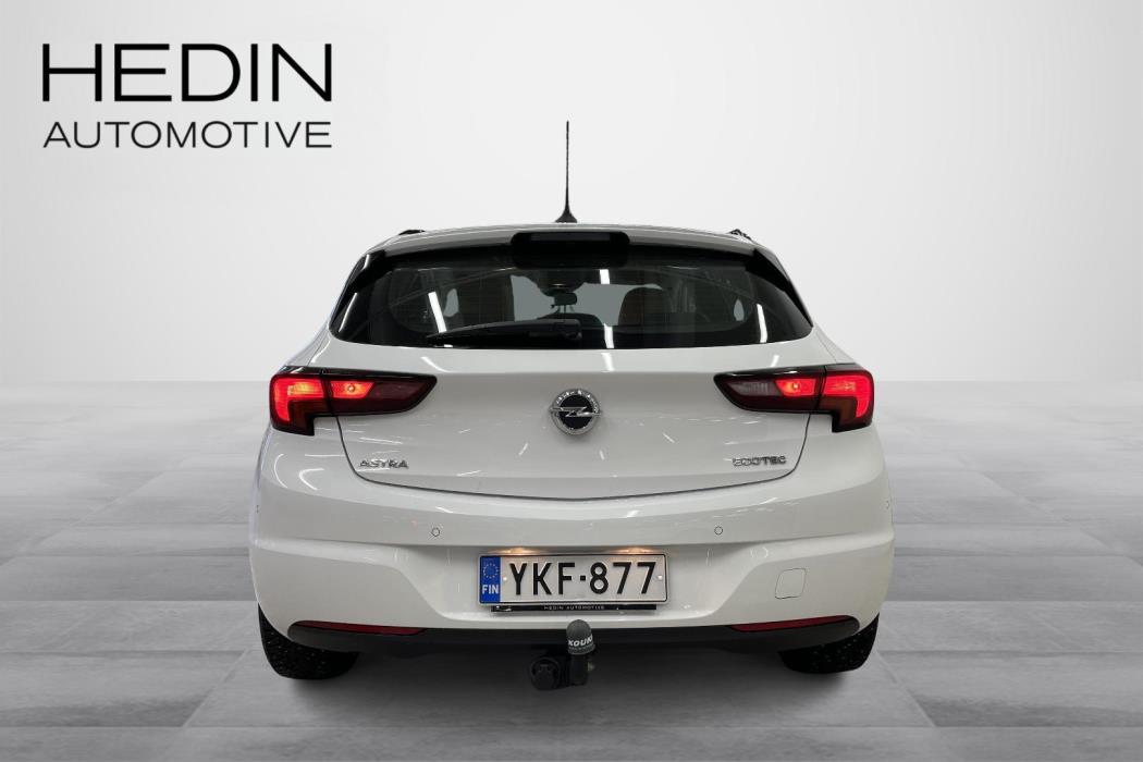 OPEL Astra 2018