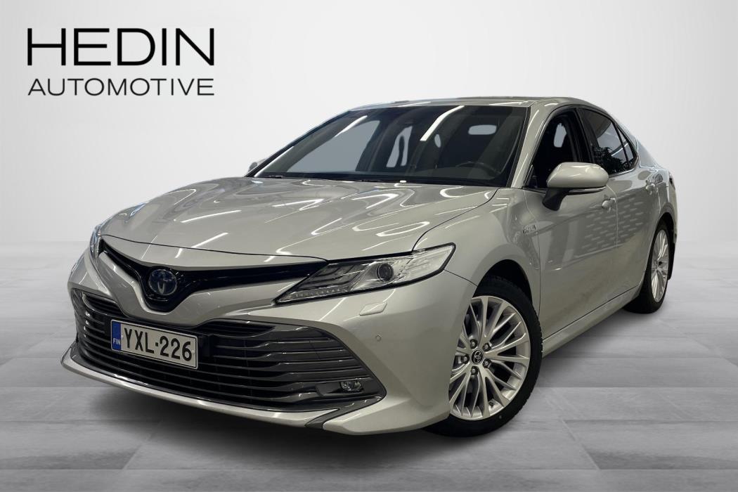 Toyota Camry 2021