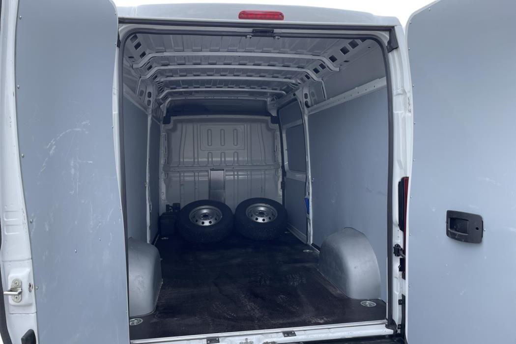 Opel Movano 2023