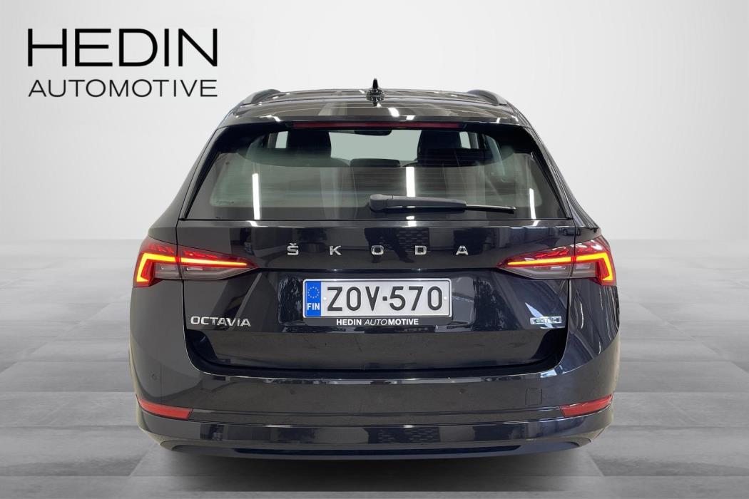 Skoda Octavia 2023