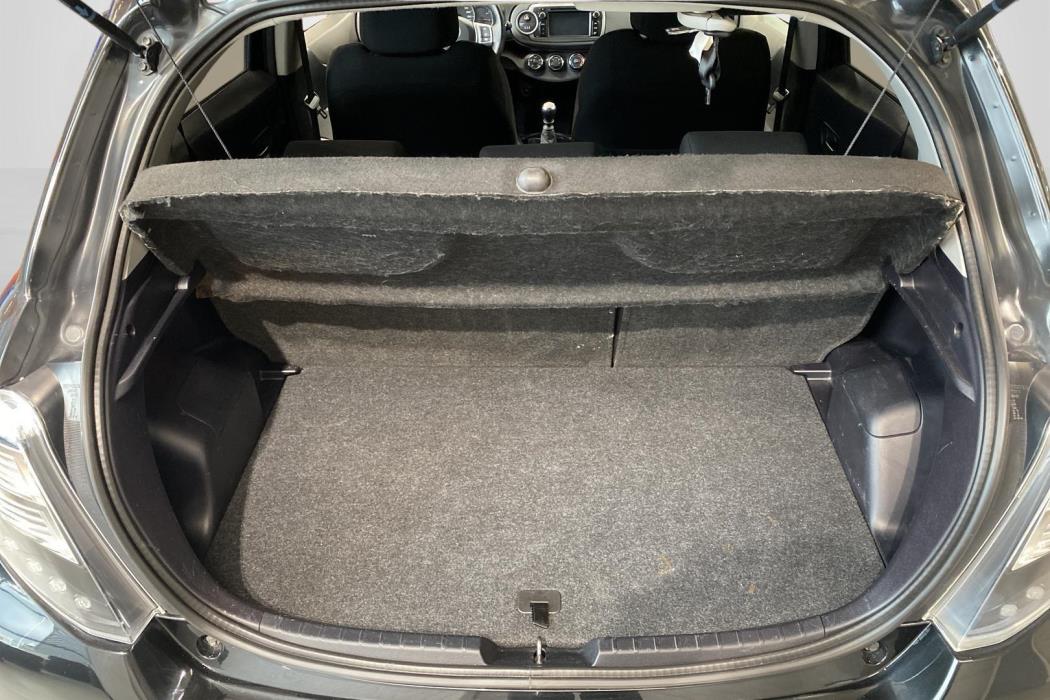 Toyota Yaris 2014