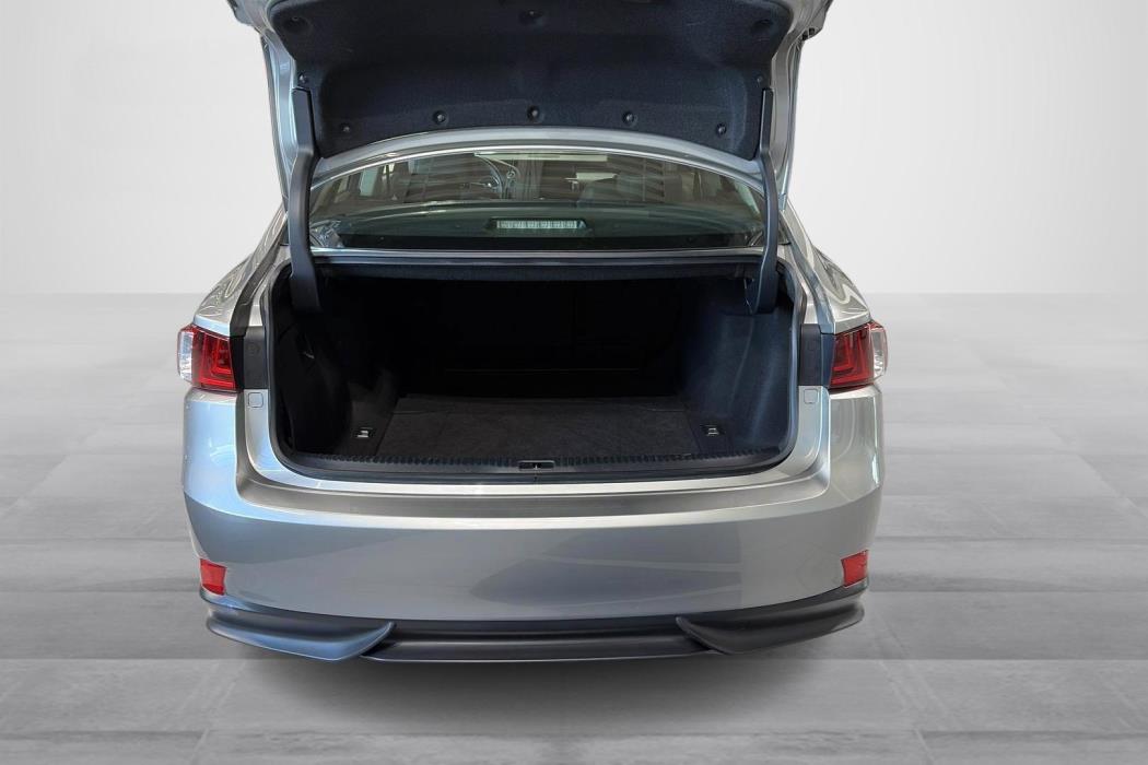 Lexus IS 2014