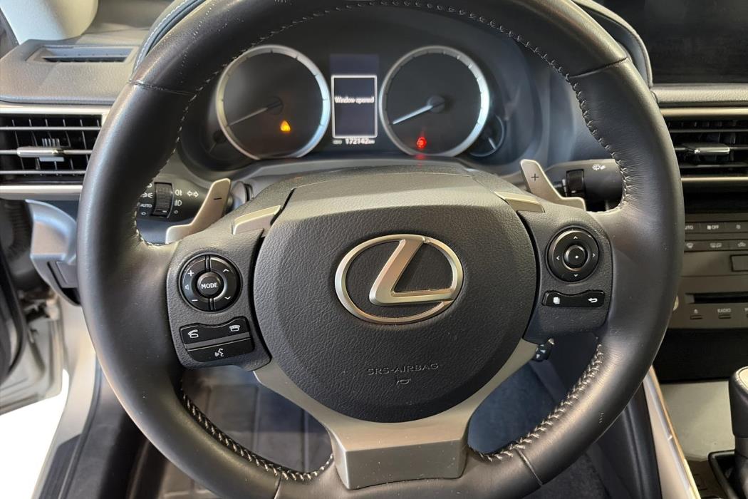 Lexus IS 2014