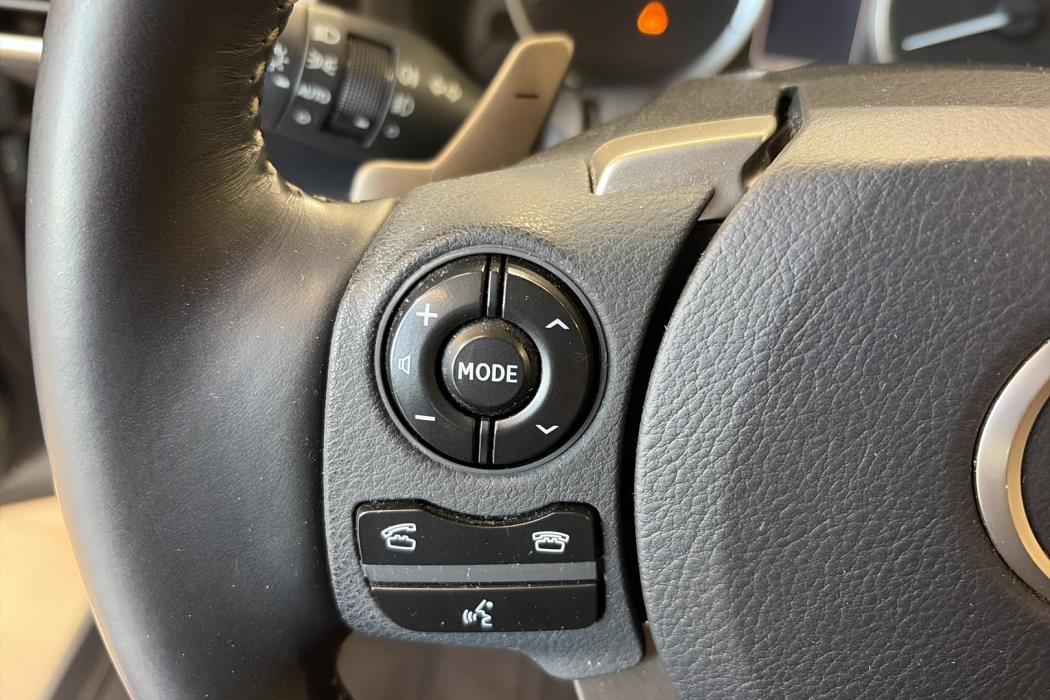 Lexus IS 2014