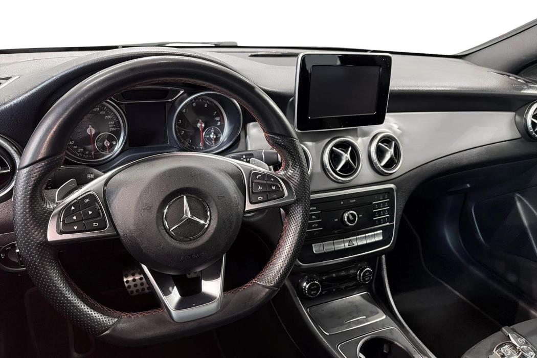 Mercedes-Benz CLA 2018