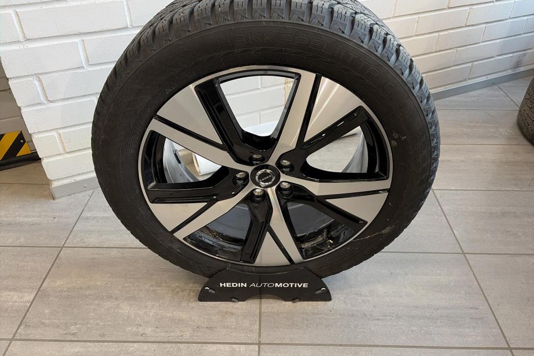 Volvo C40 2024