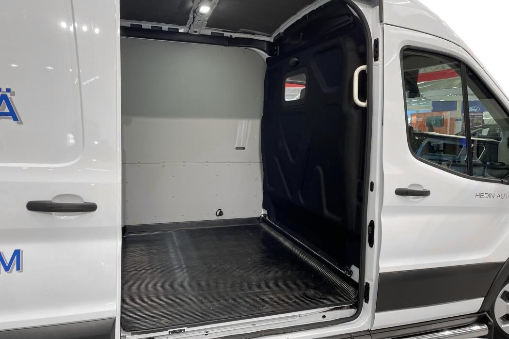 FORD TRANSIT 2025