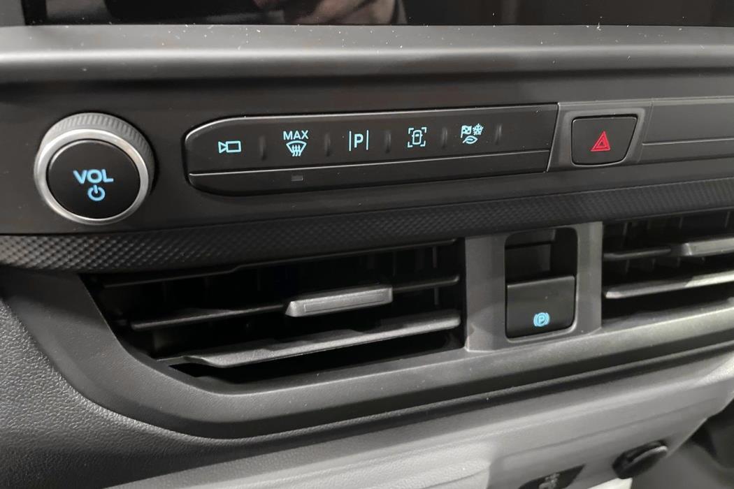 Ford Transit Custom 2025