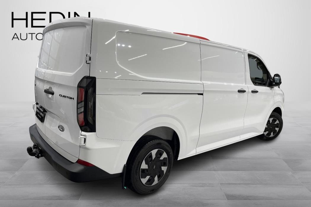 Ford Transit Custom 2025