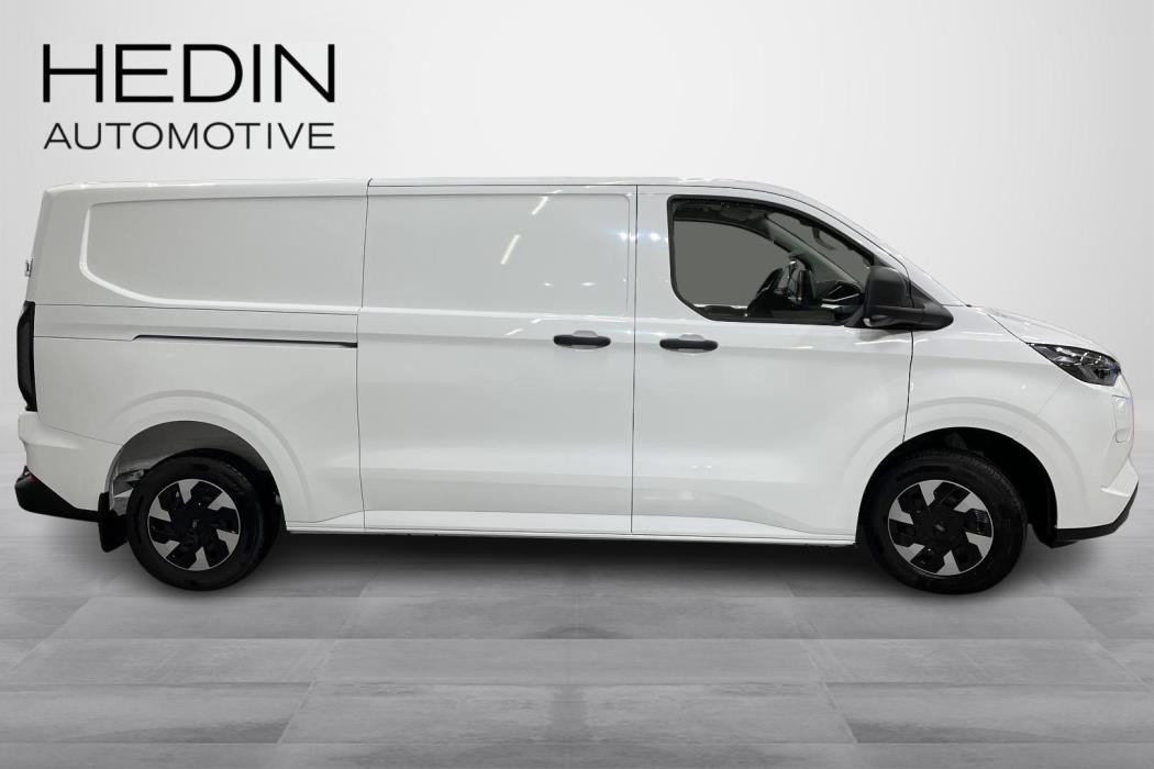 Ford Transit Custom 2025